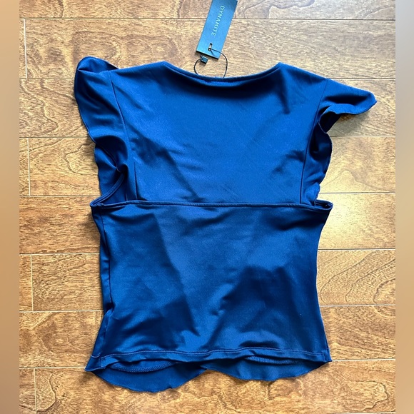 Dynamite ruffle top - Picture 2 of 4